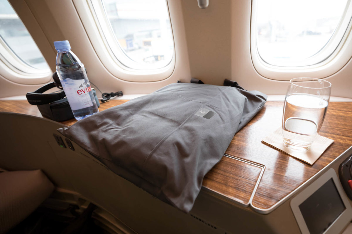 Review Cathay Pacific First Class Hong Kong To Los Angeles Points