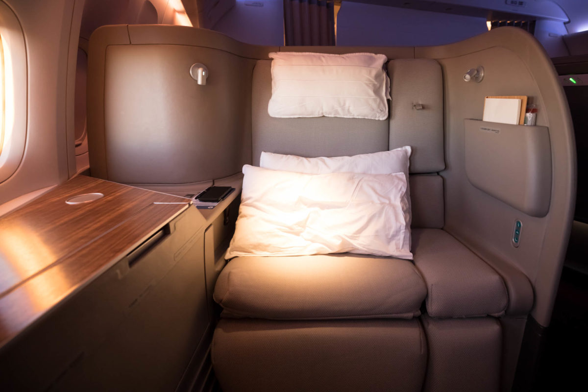 Review Cathay Pacific First Class Hong Kong To Los Angeles Points