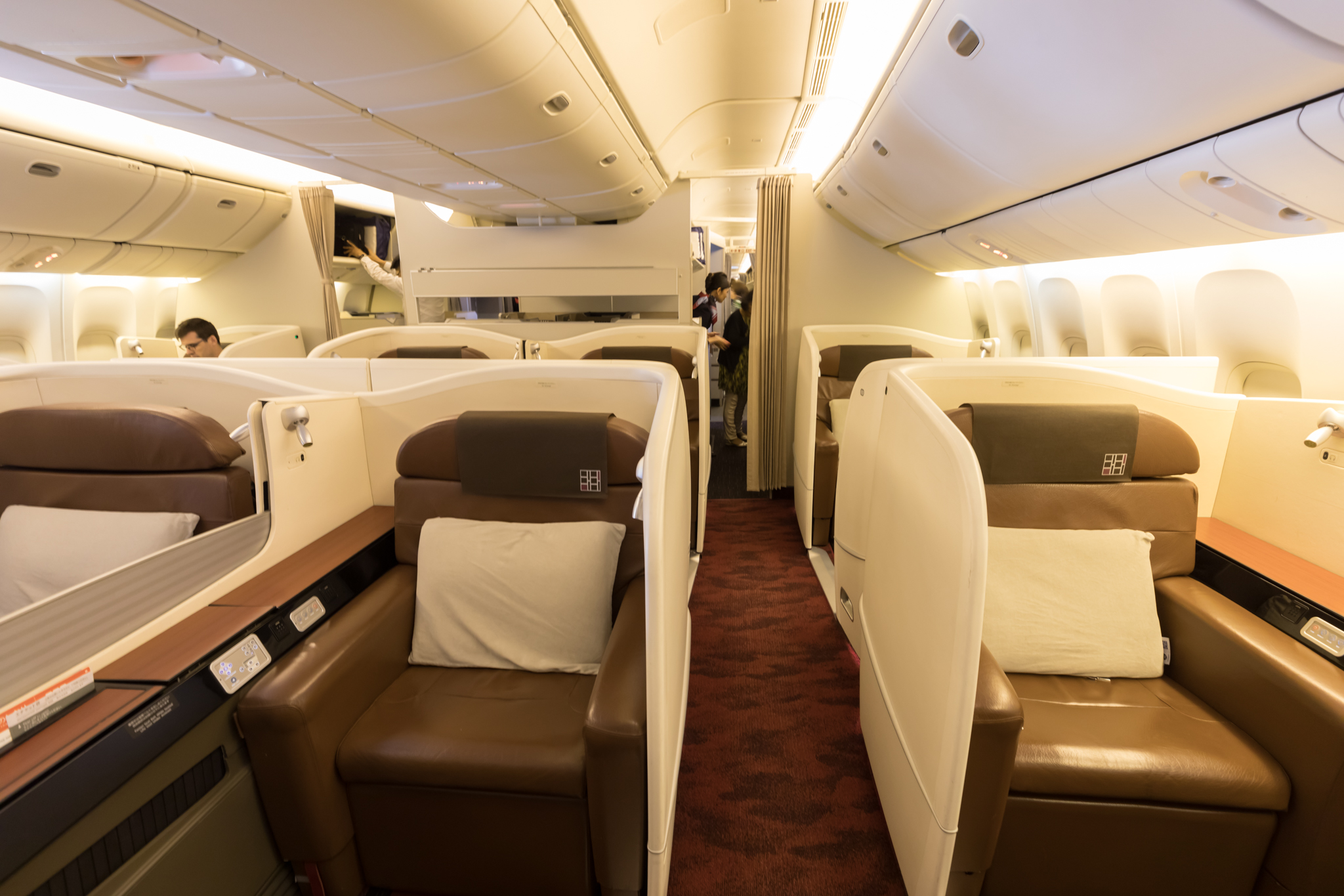 Review Japan Airlines 777 First Class Los Angeles