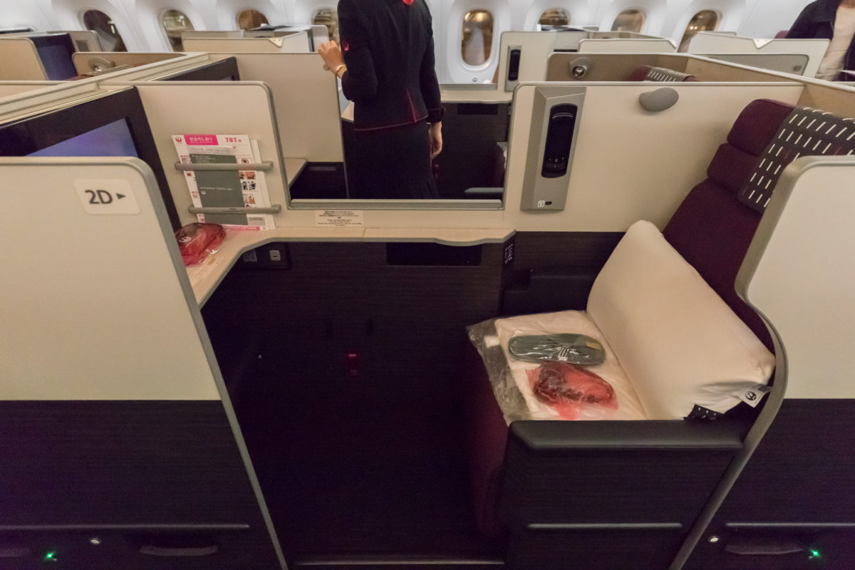 Review - Japan Airlines 787 Business Class, Tokyo Narita - Sydney ...