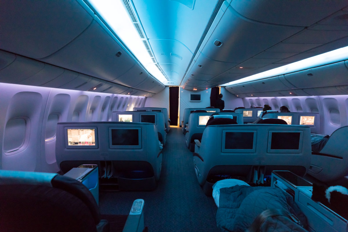 Review - Qatar 777-200LR Business Class Doha - Auckland, The Longest ...