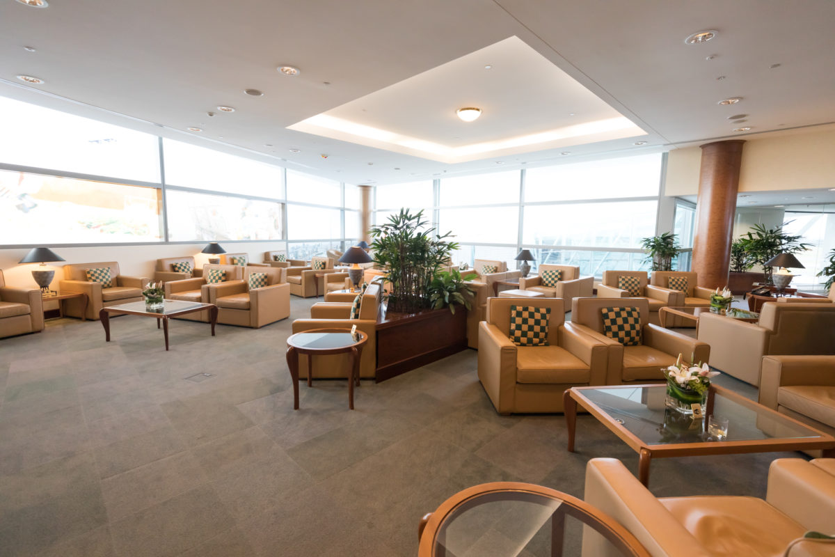Review Emirates Lounge Brisbane Points From The Pacific
