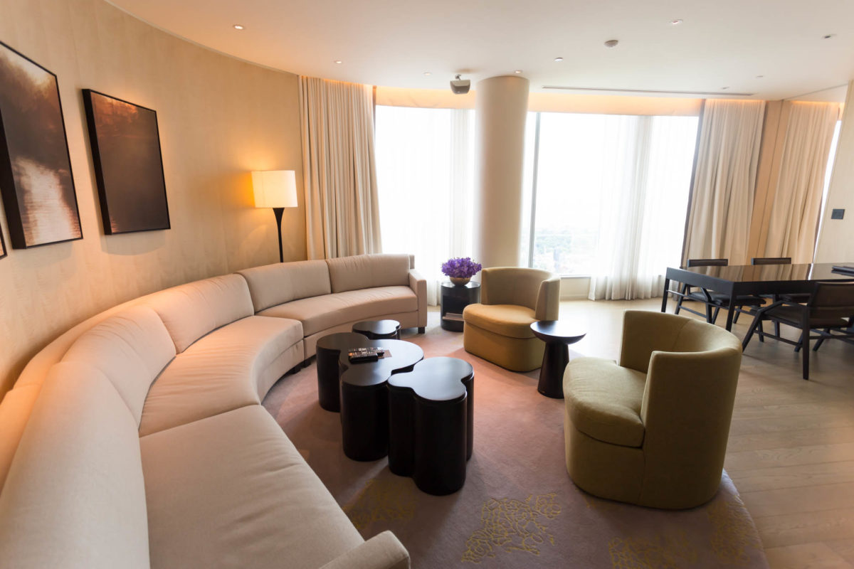 Review Park Hyatt Bangkok Diplomatic Suite Points From The Pacific