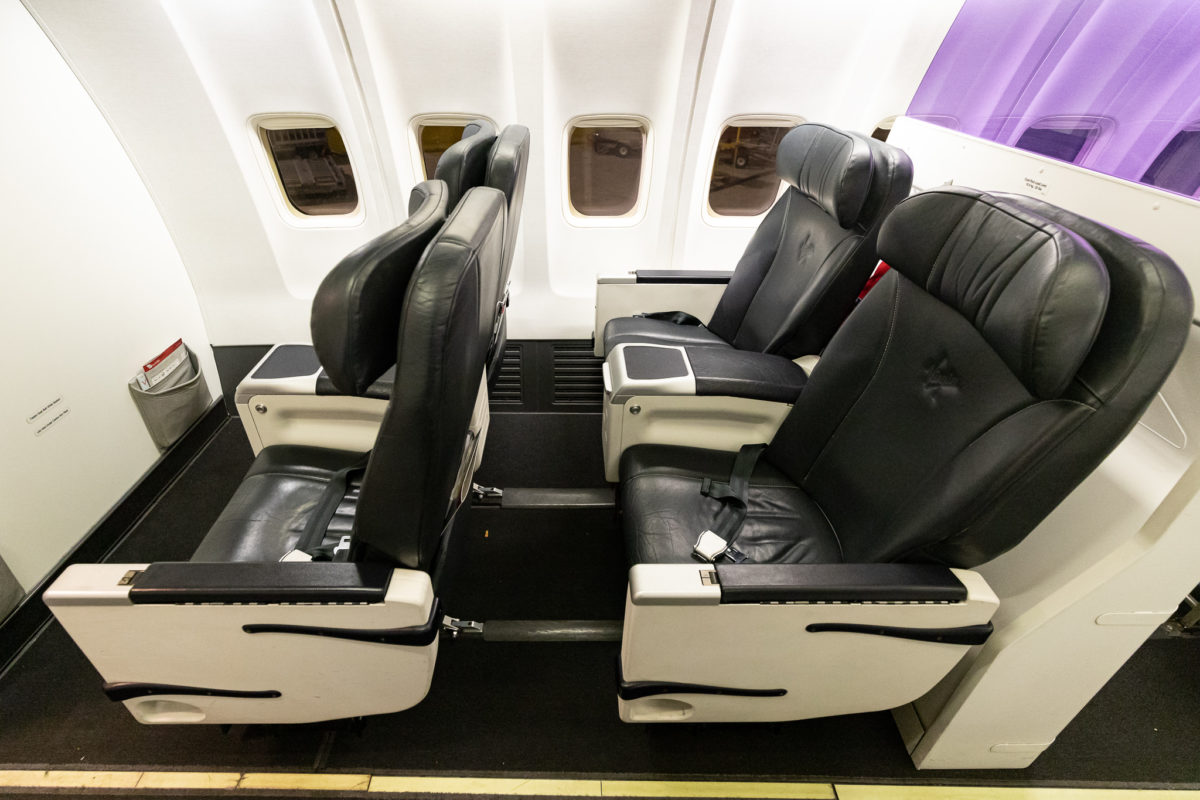 Review Virgin Australia 737 Business Class Brisbane Melbourne Zac George 9463