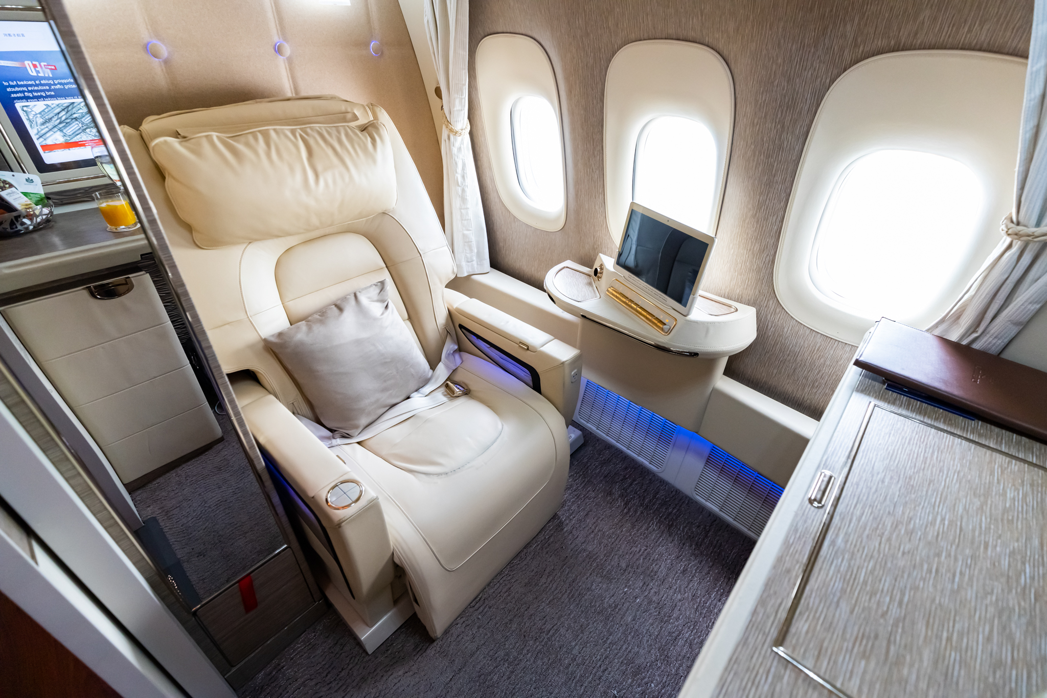emirates-new-777-first-class