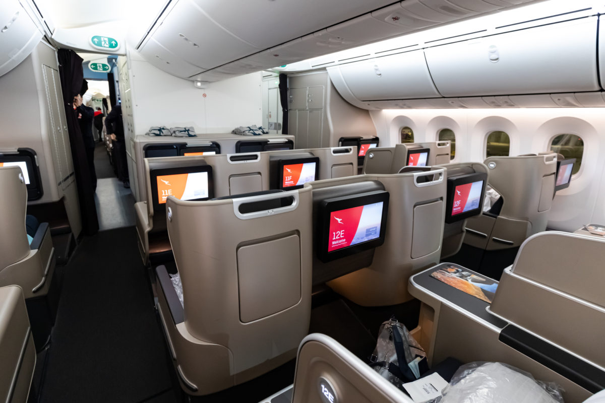 Qantas 787 Dreamliner Business Class Review Zac George 2579