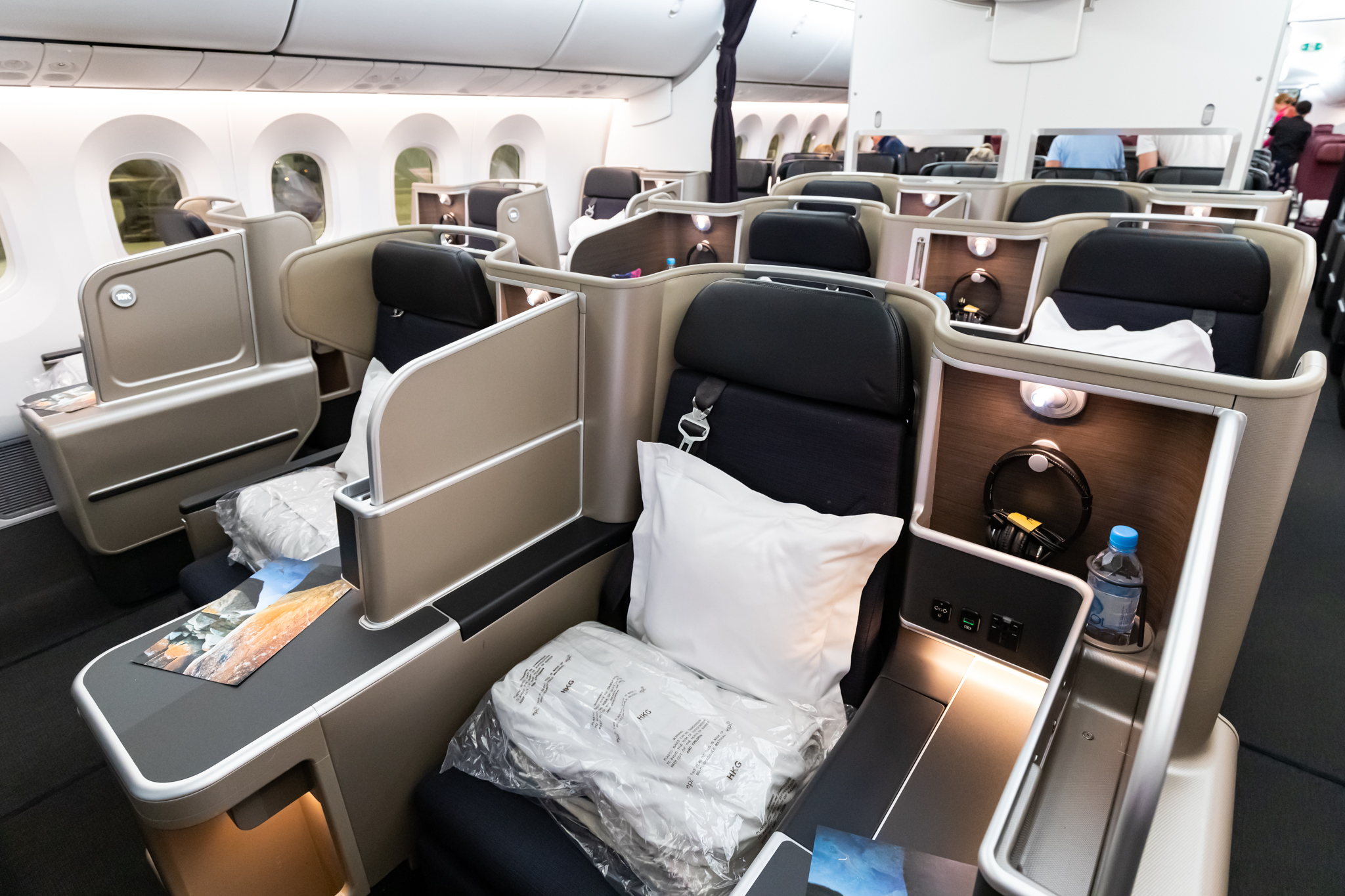 Qantas 787 Dreamliner Business Class Review Points From The Pacific