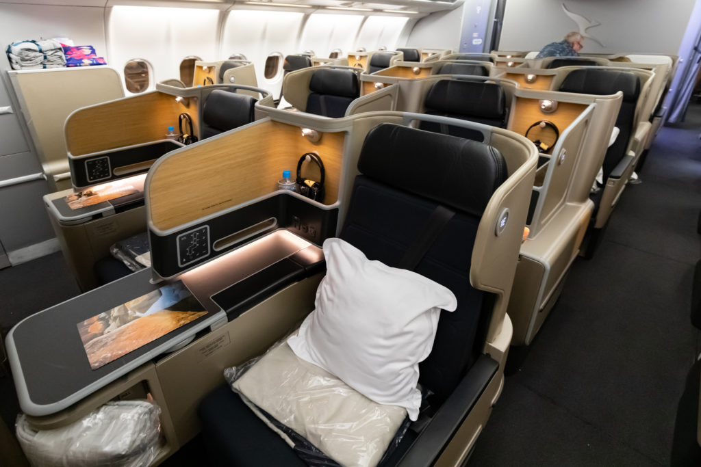 Review - Qantas A330 Business Class, Tokyo Narita - Brisbane - Points ...