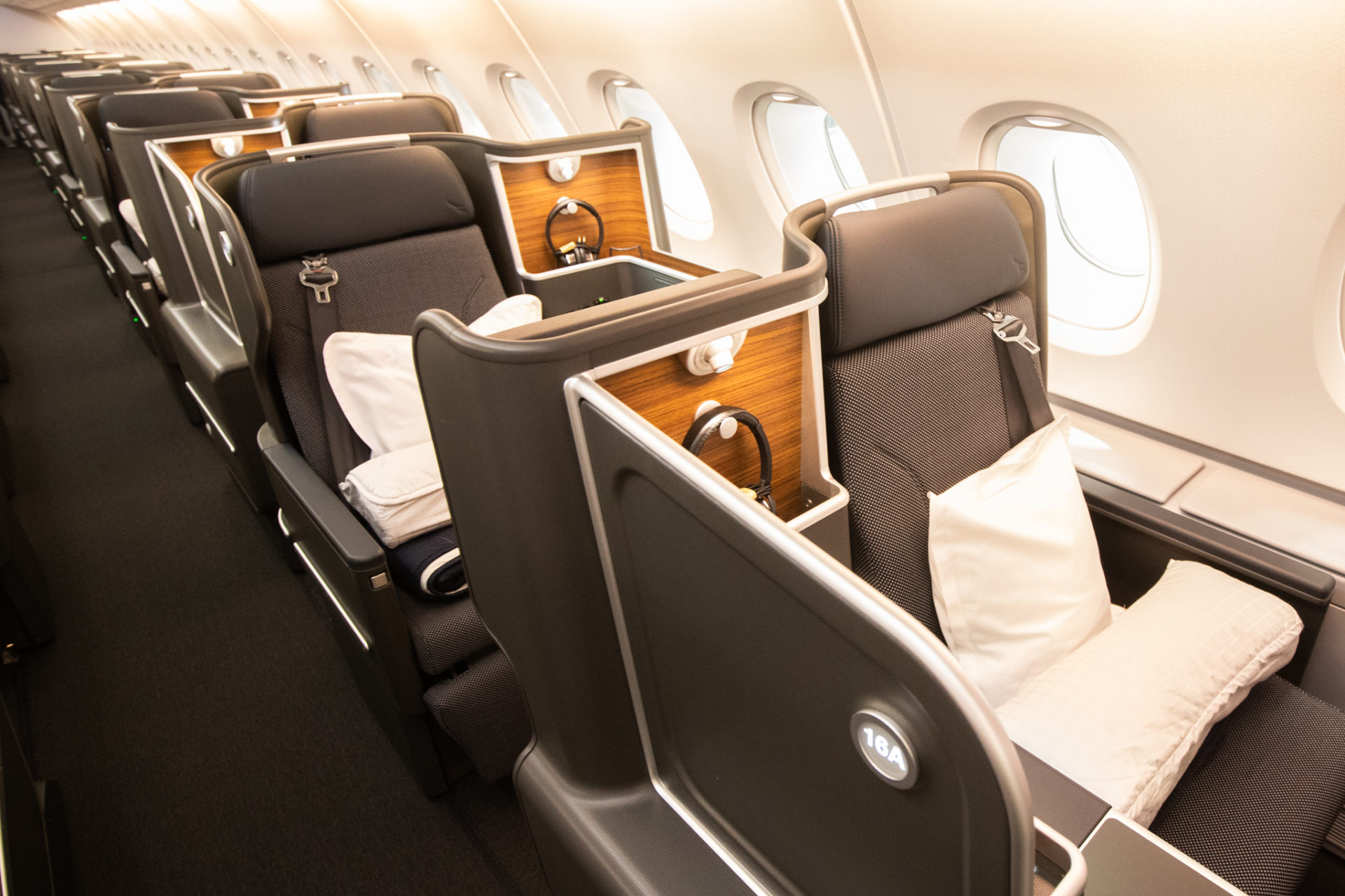 Up Close And Personal With Qantas' New A380 Cabins - Points From The ...