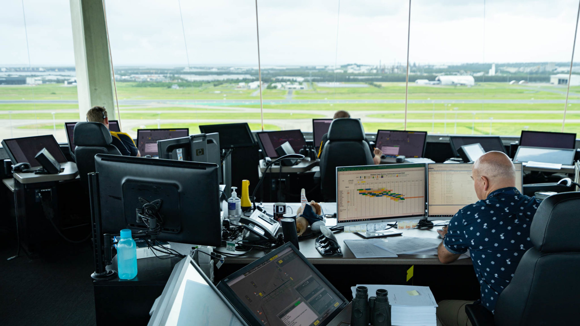 Behind The Scenes Of Brisbane Airport's Air Traffic Control Facilities 